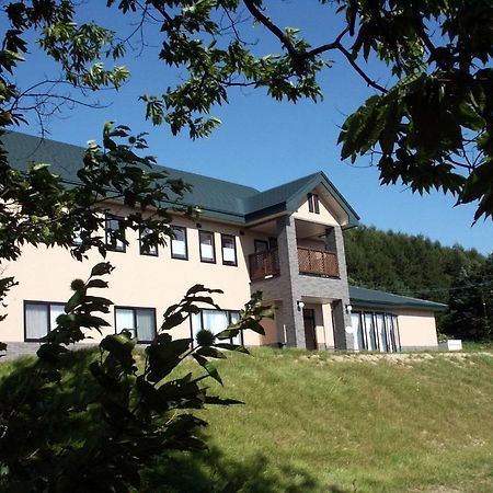 Pension And Restaurant La Collina Nakafurano Exterior foto